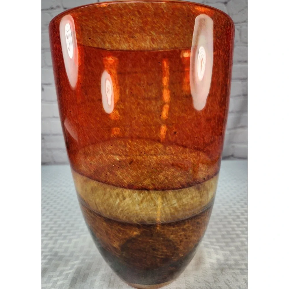Stunning Large Hand Blown Glass Vase Art 11.25